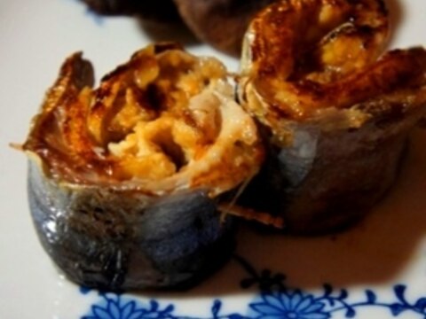 フライパンで簡単、秋刀魚の葱味噌揚げ巻き焼き